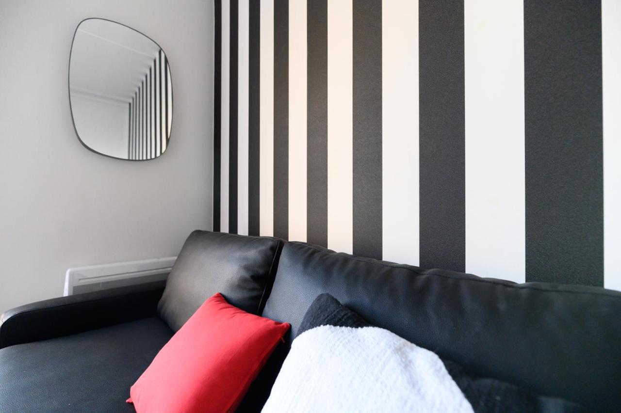 Daumier - New 2 Bdrs Flat Near La Seine Apartment Paris Ngoại thất bức ảnh
